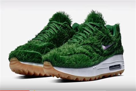 Grass Shoes 